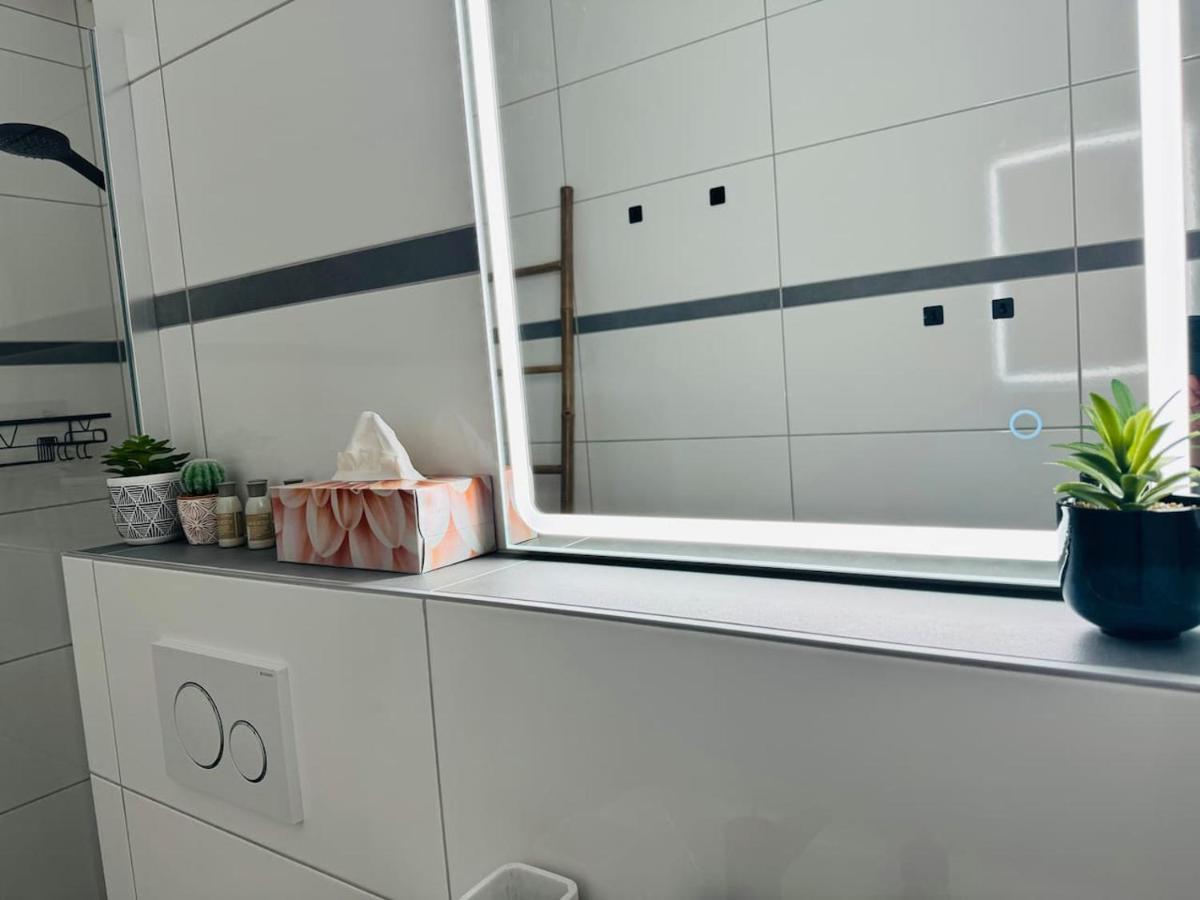 Klassen Stay - Design Studio In 11 Etage - Tolle Aussicht - Sauna, Pool - Netflix Lahnstein Ngoại thất bức ảnh